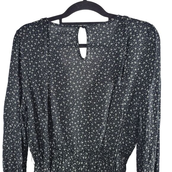 Urban Outfitters Black Mona Surplice Long Sleeve Romper M Womens Key Hole NWT - Picture 12 of 13